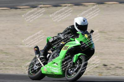 media/Jan-15-2026-Racers Edge (Thu) [[dfebeb70ab]]/3-B Group/Session 2 (Bowl Exit)/